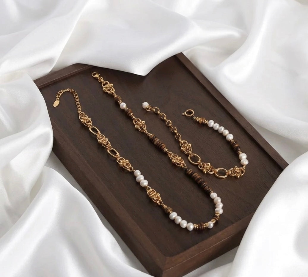 Ensemble colliers Prune